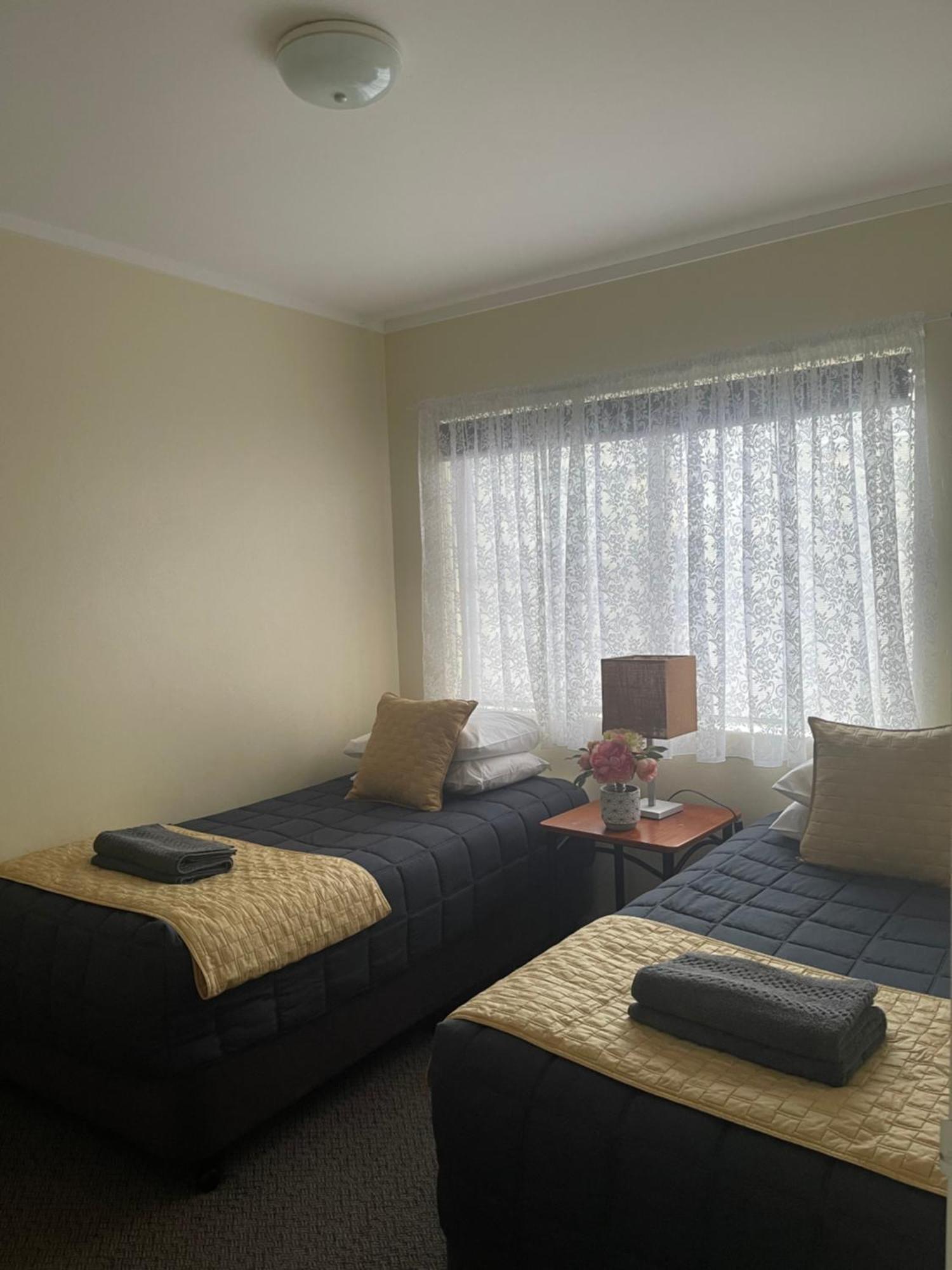 Westwood Motor Inn Armidale Exteriör bild